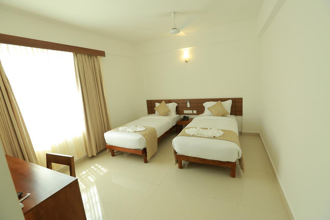 Niko Hotels Kochi Exteriör bild