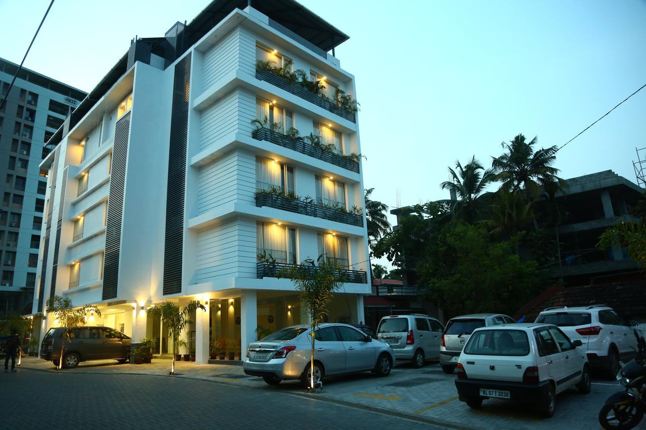 Niko Hotels Kochi Exteriör bild