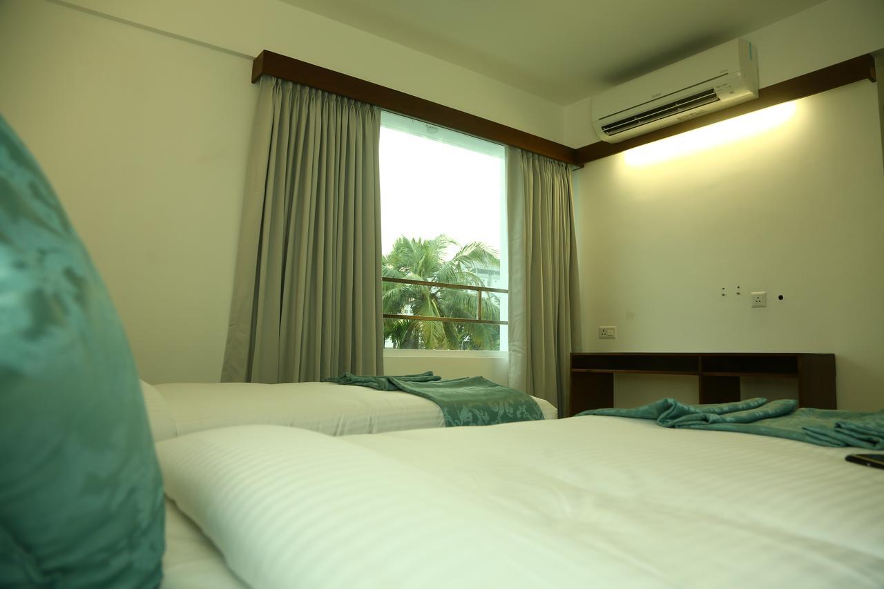 Niko Hotels Kochi Exteriör bild