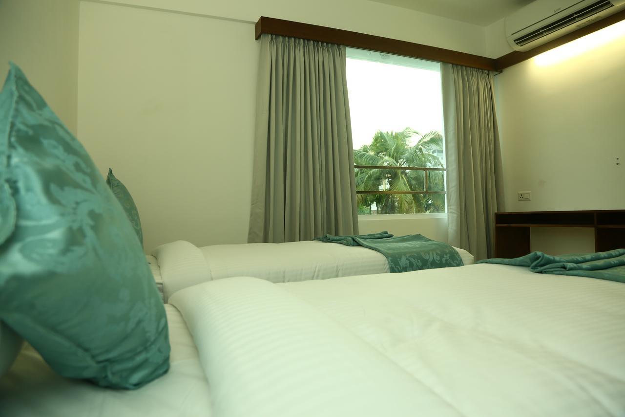 Niko Hotels Kochi Exteriör bild